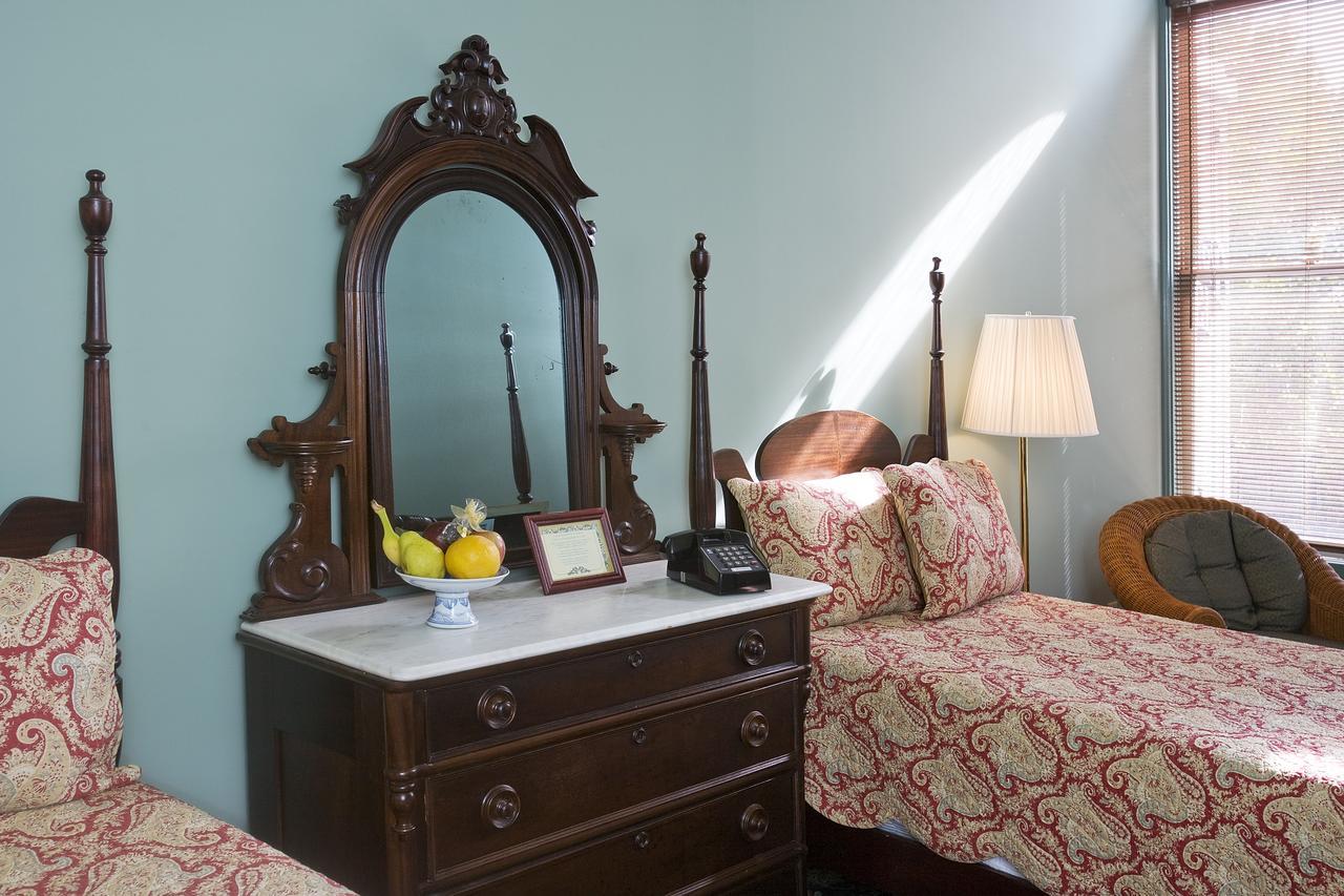 Weinhard Hotel Dayton Bagian luar foto