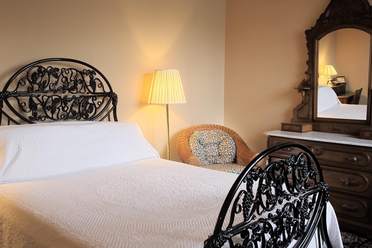 Weinhard Hotel Dayton Bagian luar foto