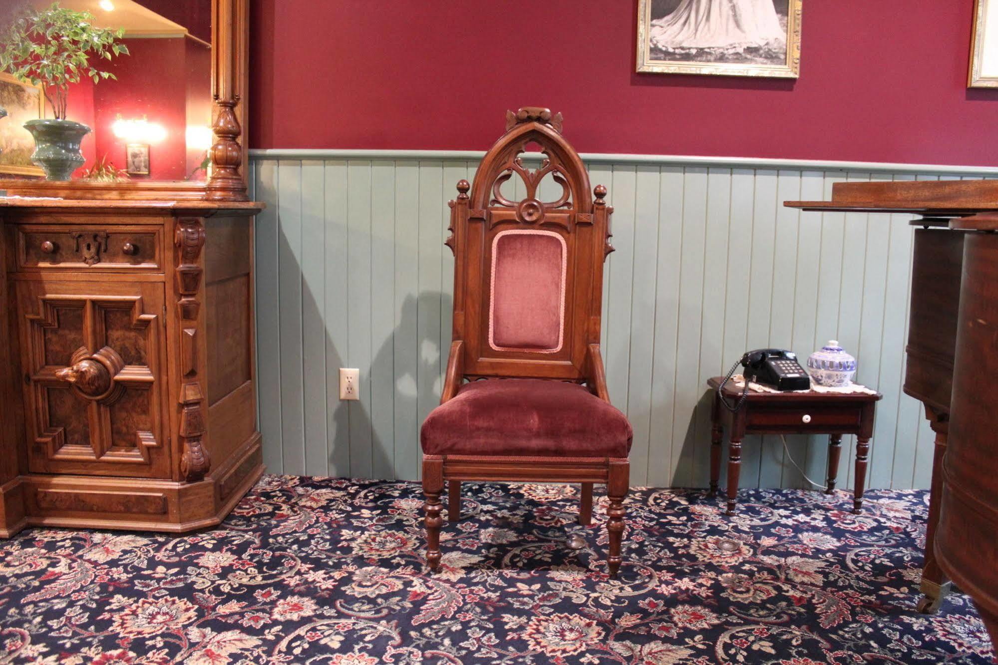 Weinhard Hotel Dayton Bagian luar foto