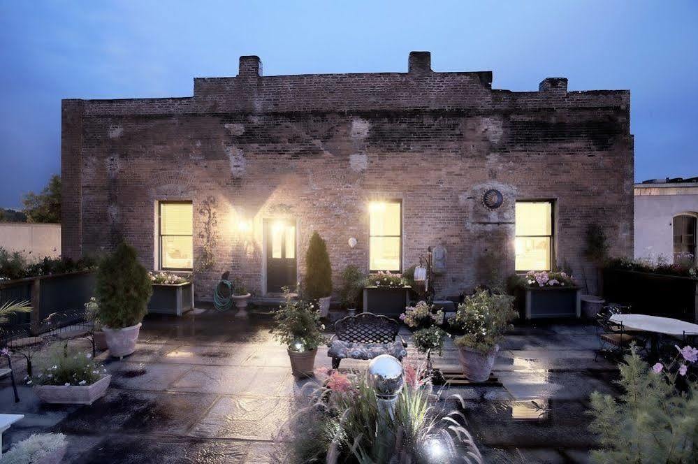 Weinhard Hotel Dayton Bagian luar foto